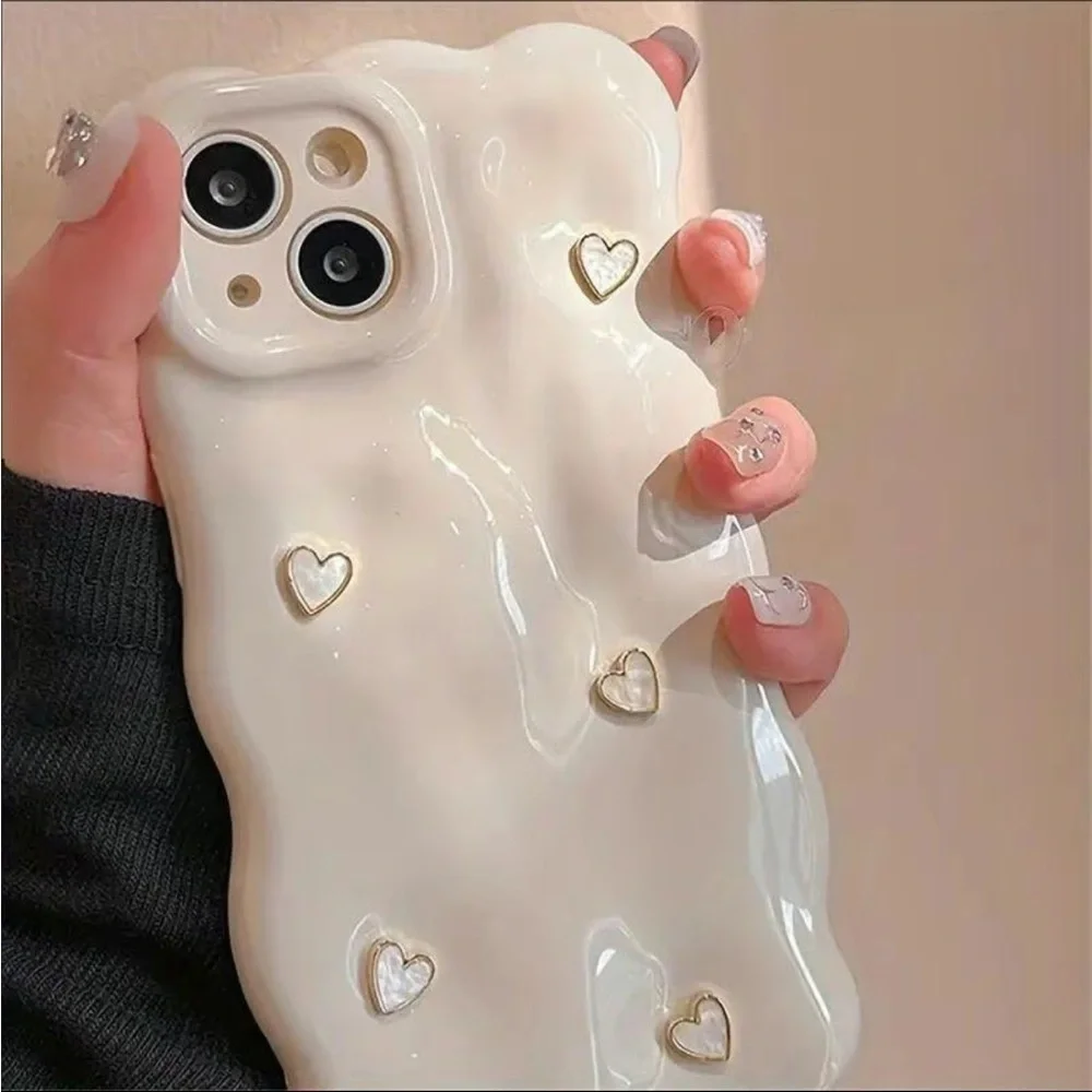 Nib iPhone 14 Pro 3D Heart Patch Phone Case